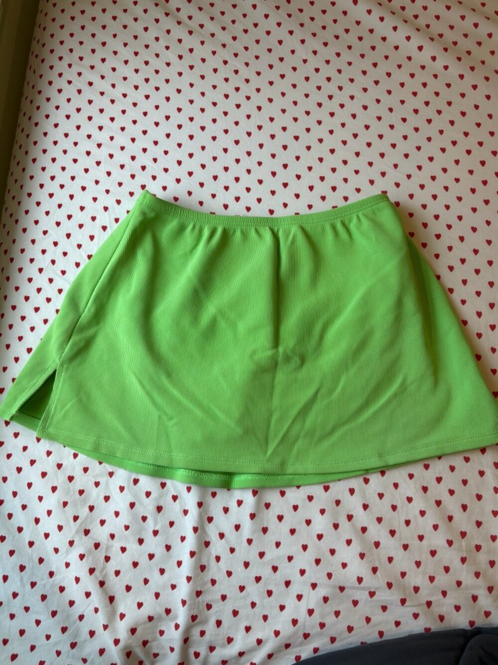 Vibrant Green Tennis Skort (Size 6)